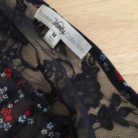 Flowy Red, White, and Blue Vanity Top - Picture 3 of 5